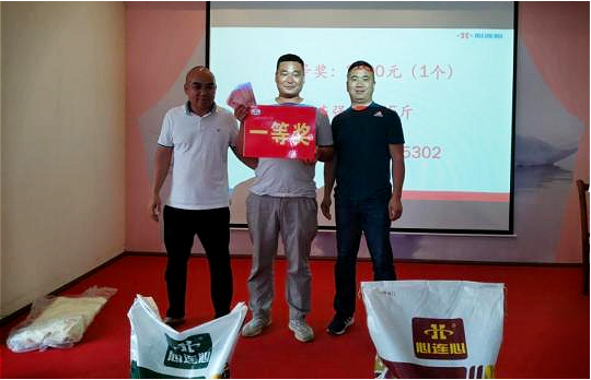 心連心東方甜玉米“豐收王”開(kāi)賽，看看“冠軍玉米”是怎么種的！